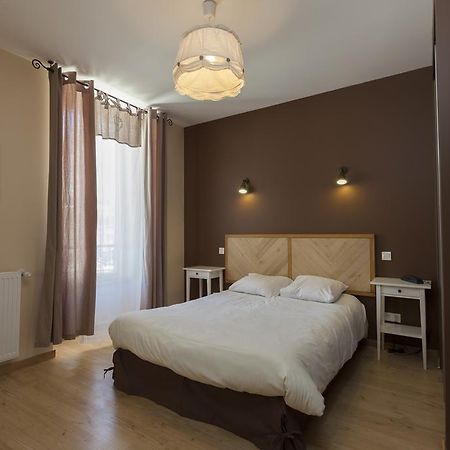 阿尔卑斯酒店 Le Bourg-dʼOisans 客房 照片