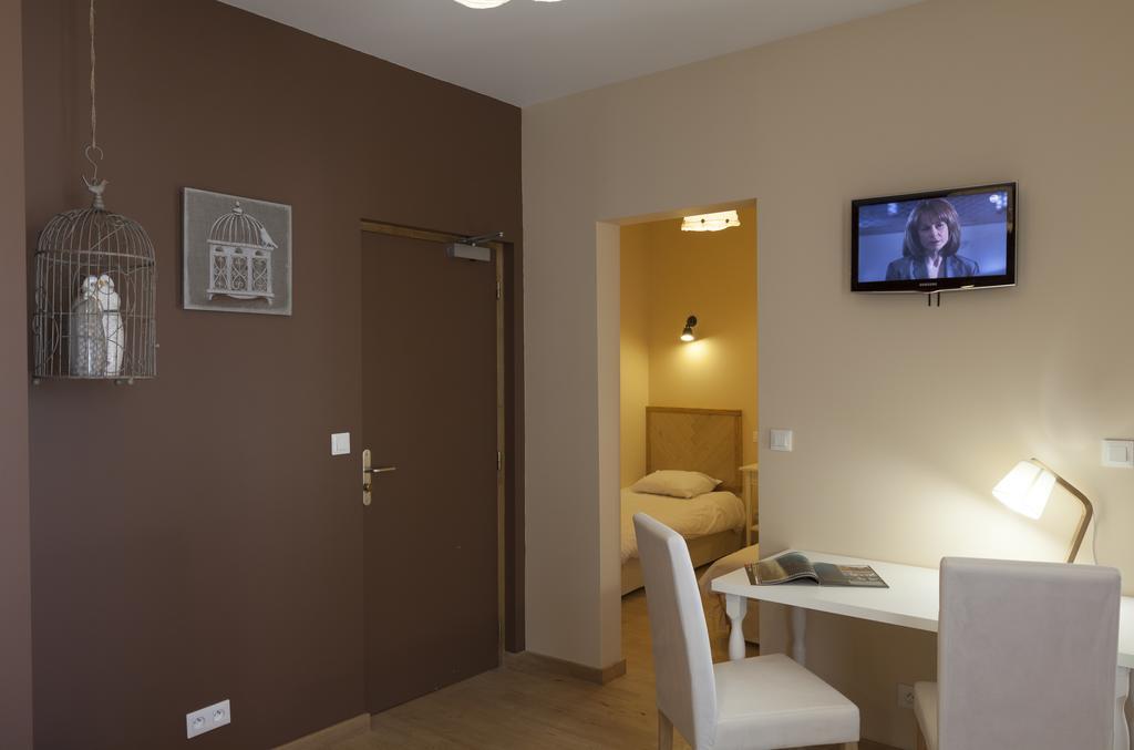 阿尔卑斯酒店 Le Bourg-dʼOisans 客房 照片